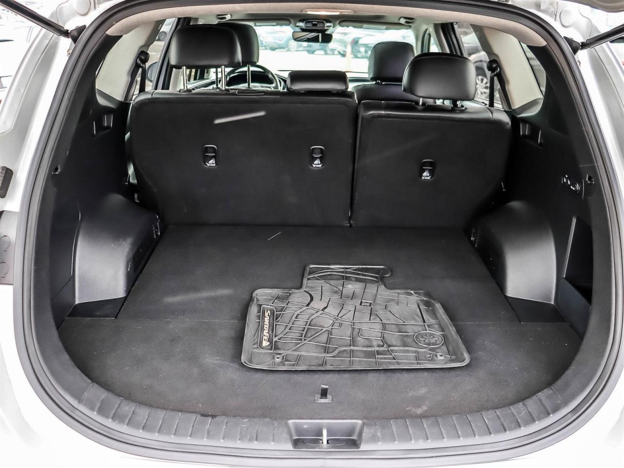 2023 Hyundai Santa Fe Preferred Photo