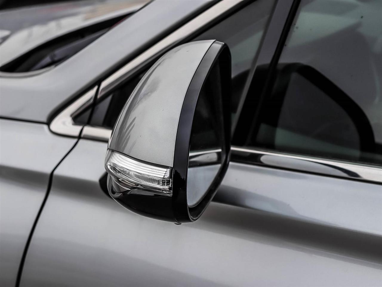 2023 Hyundai Santa Fe Preferred Photo