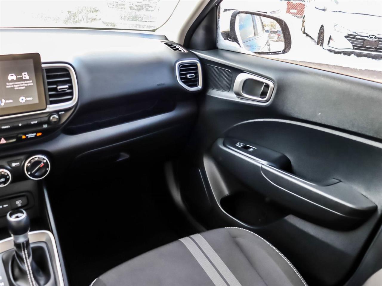 2024 Hyundai Venue PREFERRED Photo