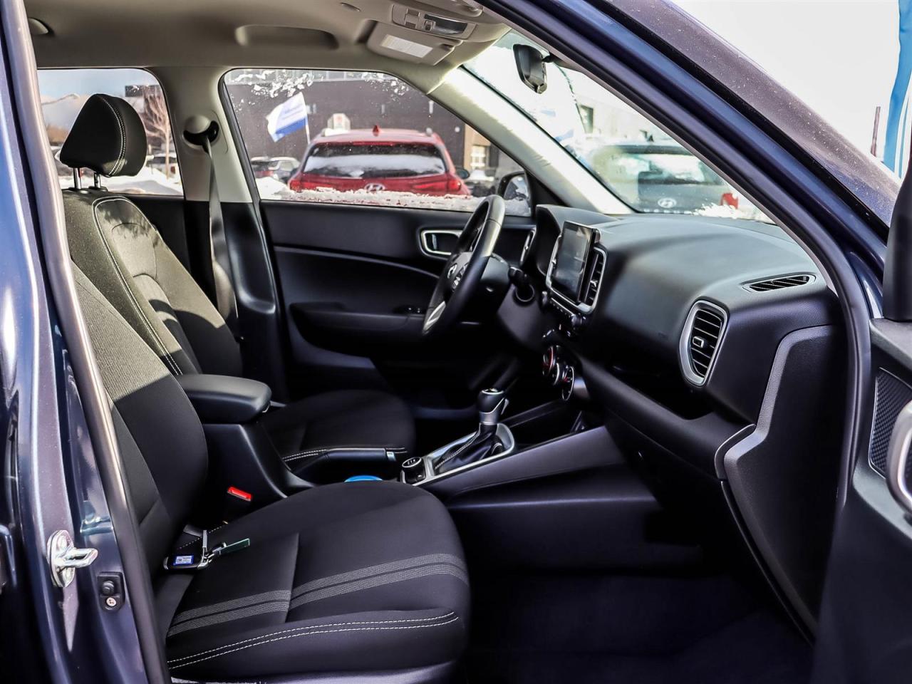 2024 Hyundai Venue PREFERRED Photo