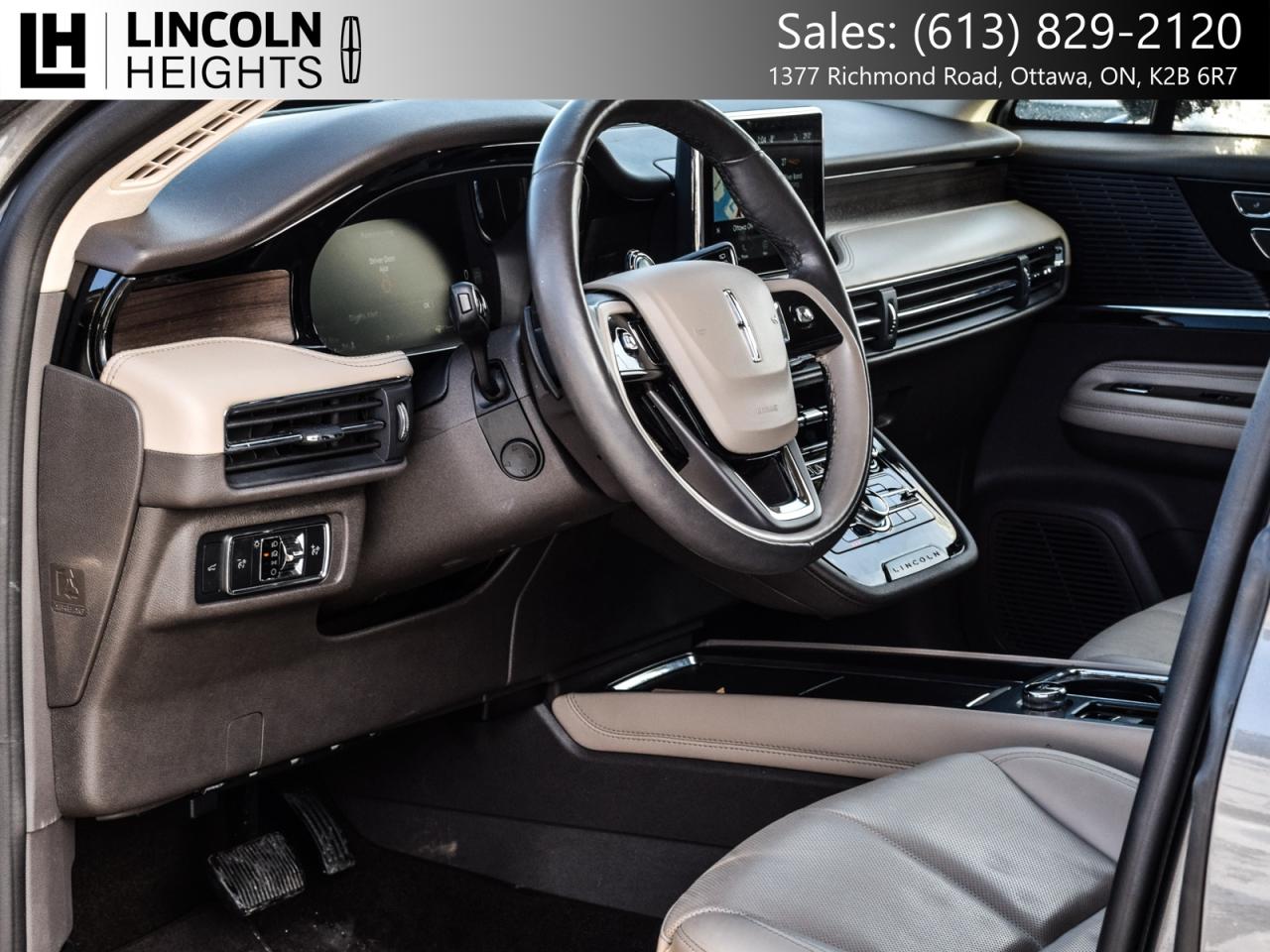 2022 Lincoln Corsair  Photo