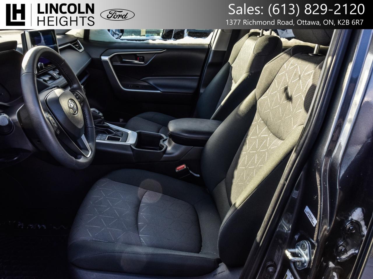 2024 Toyota RAV4  Photo