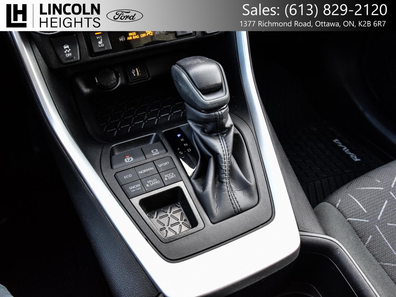 2024 Toyota RAV4  Photo