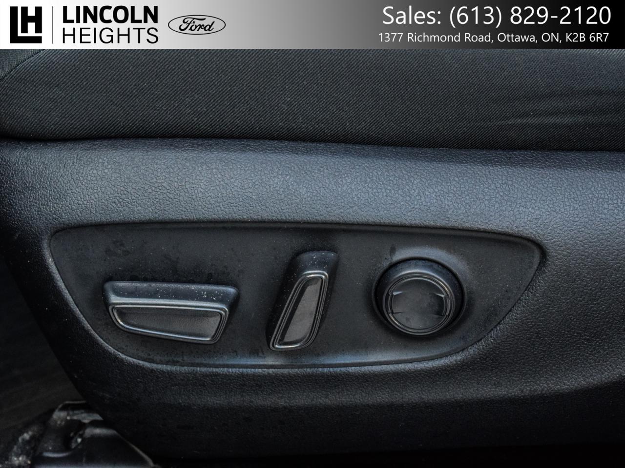 2024 Toyota RAV4  Photo