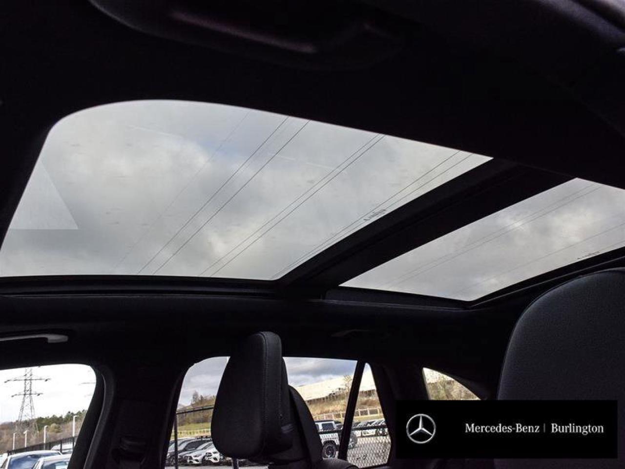 2023 Mercedes-Benz GLC GLC 300 Photo