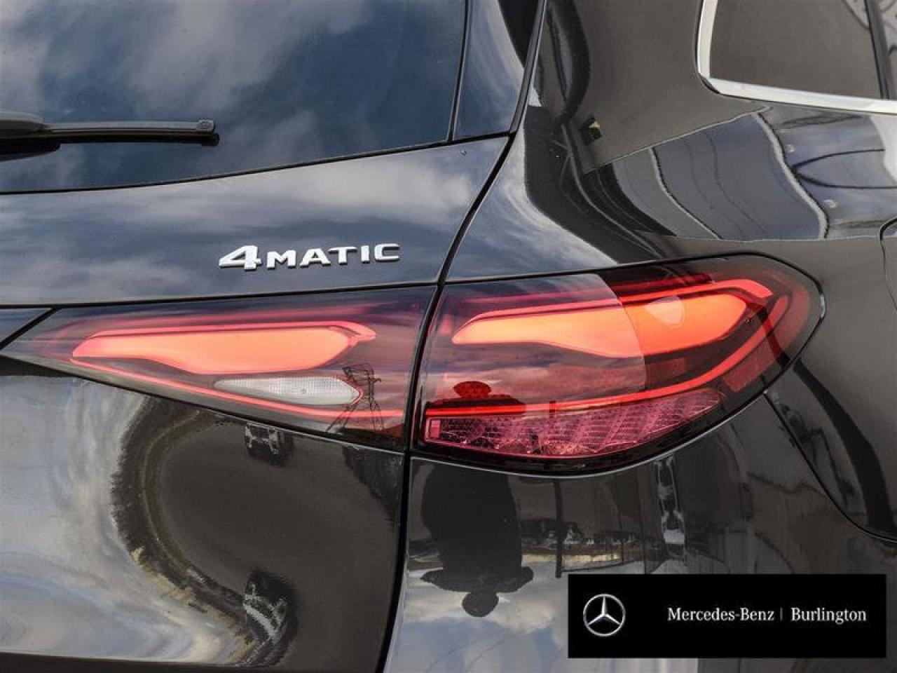 2023 Mercedes-Benz GLC GLC 300 Photo