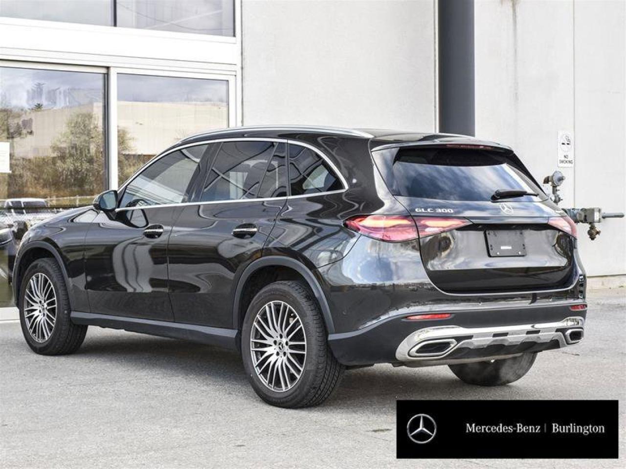 2023 Mercedes-Benz GLC GLC 300 Photo