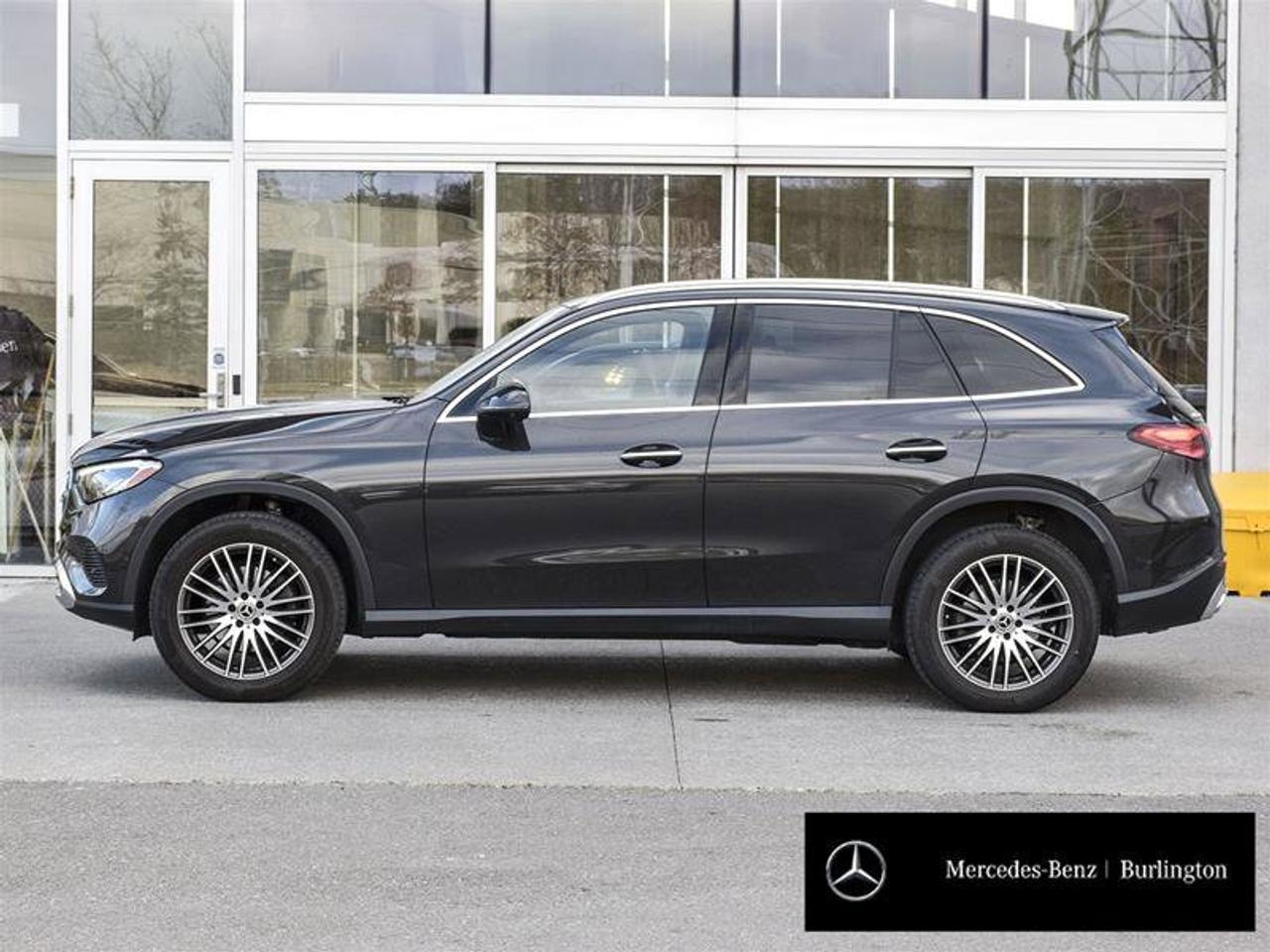 2023 Mercedes-Benz GLC GLC 300 Photo