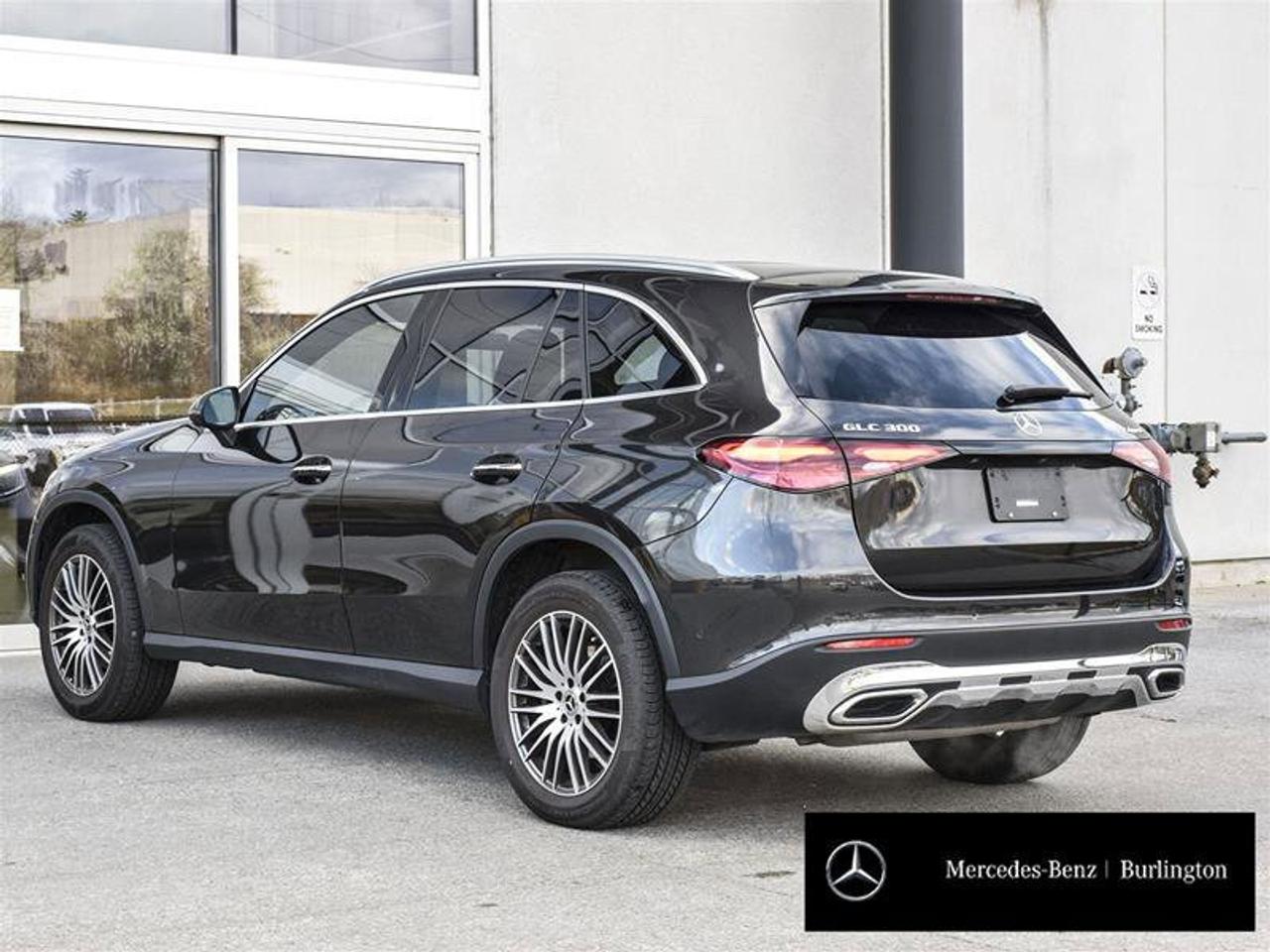 2023 Mercedes-Benz GLC GLC 300 Photo