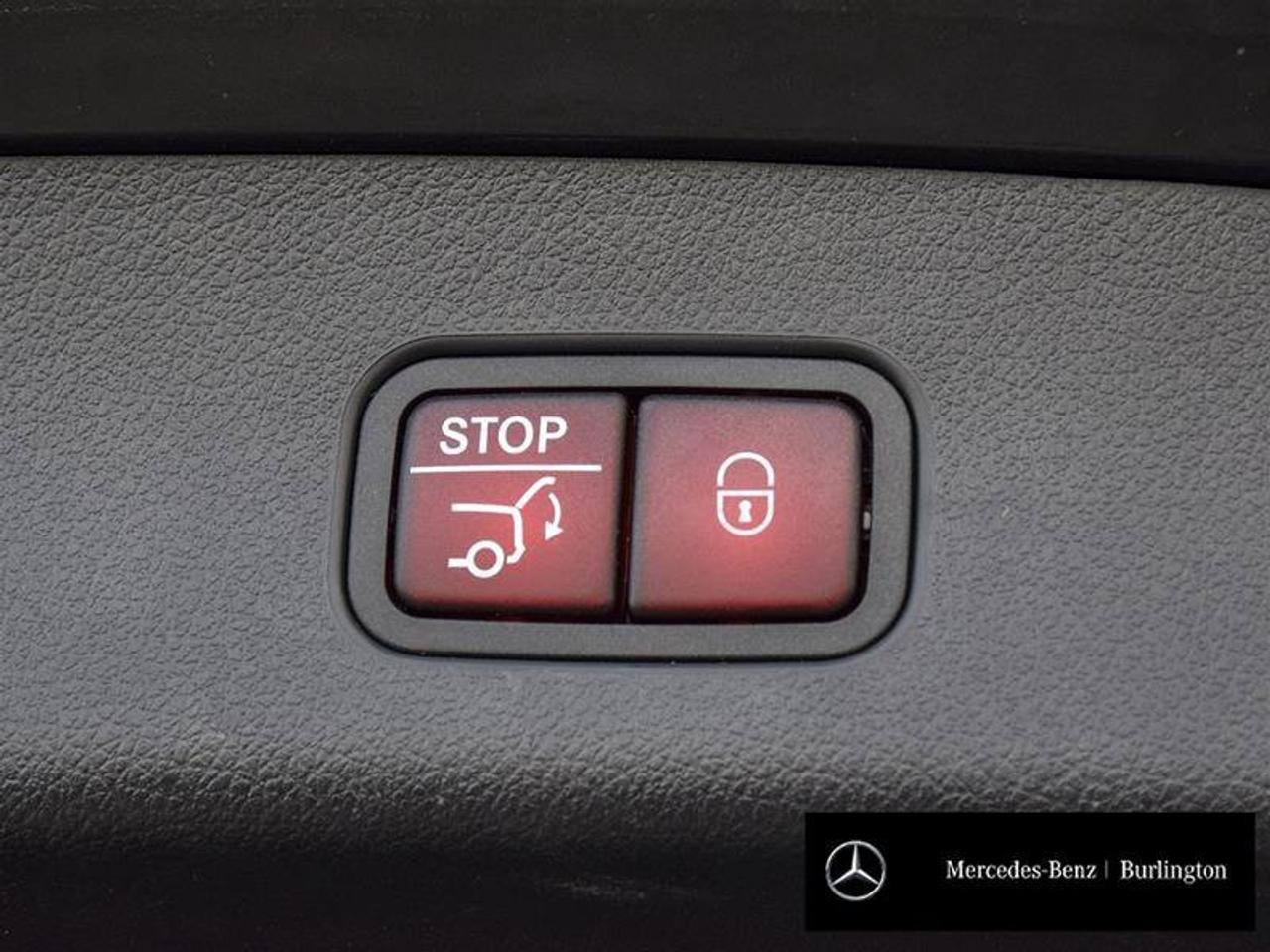 2023 Mercedes-Benz GLC GLC 300 Photo