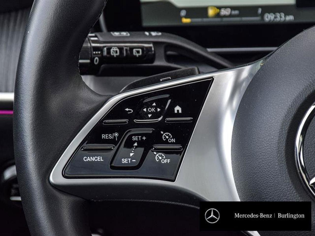 2023 Mercedes-Benz GLC GLC 300 Photo