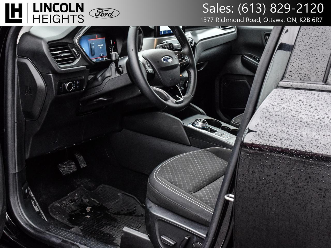 2024 Ford Escape Active FWD Photo