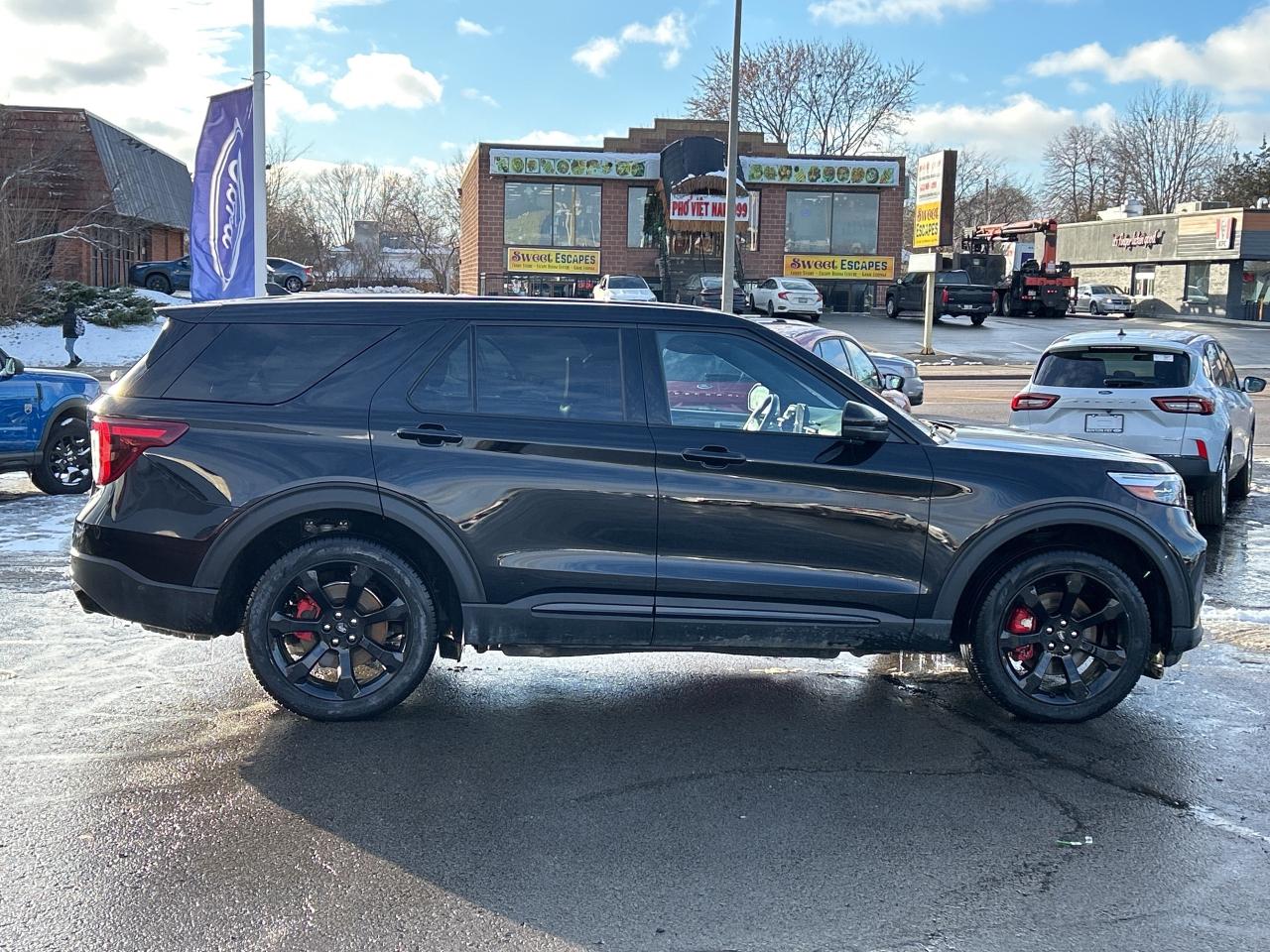 2021 Ford Explorer ST 3.0L LEATHER PANEL ROOF TECH PKG STREET PACK Photo