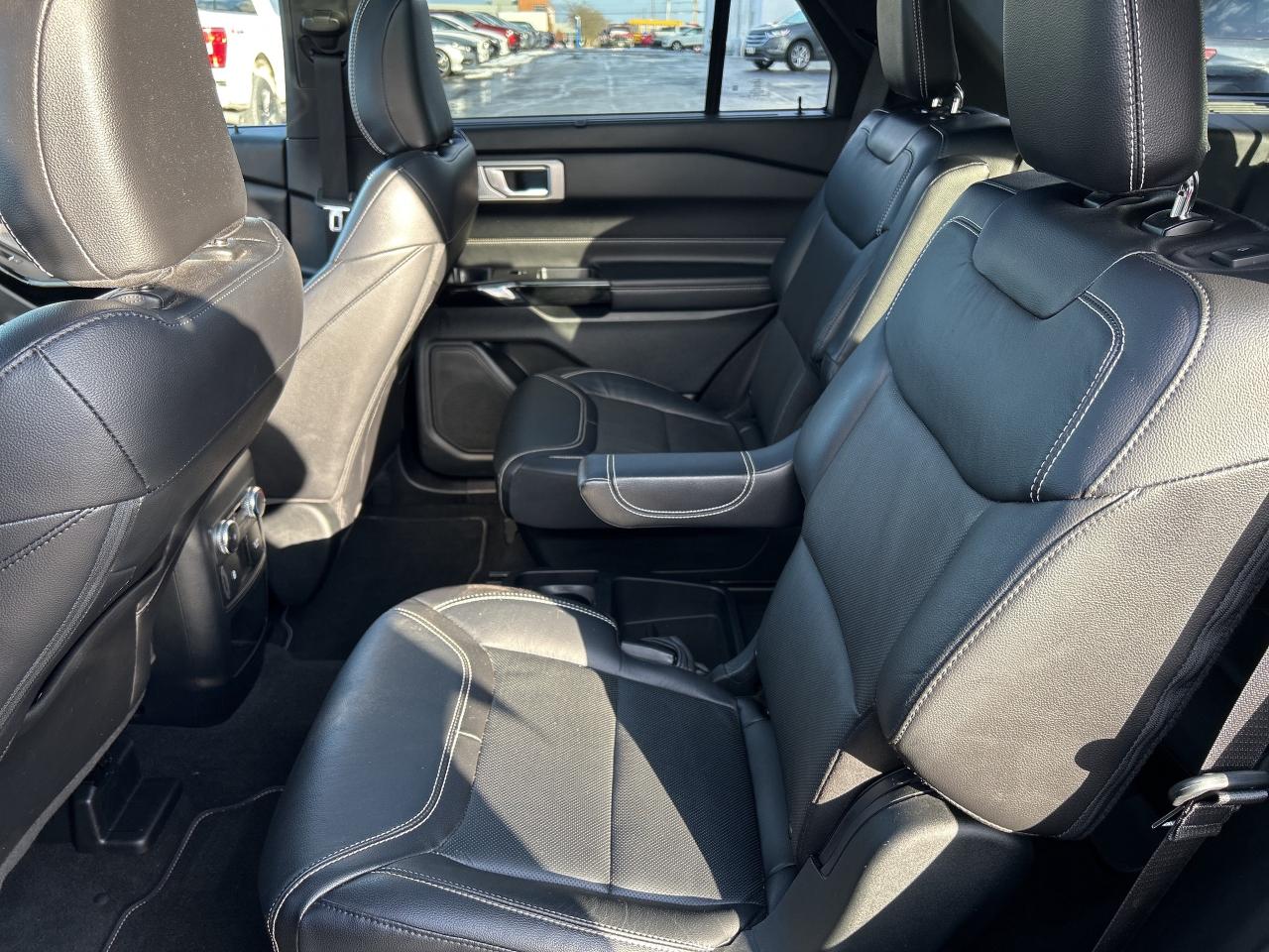2021 Ford Explorer ST 3.0L LEATHER PANEL ROOF TECH PKG STREET PACK Photo