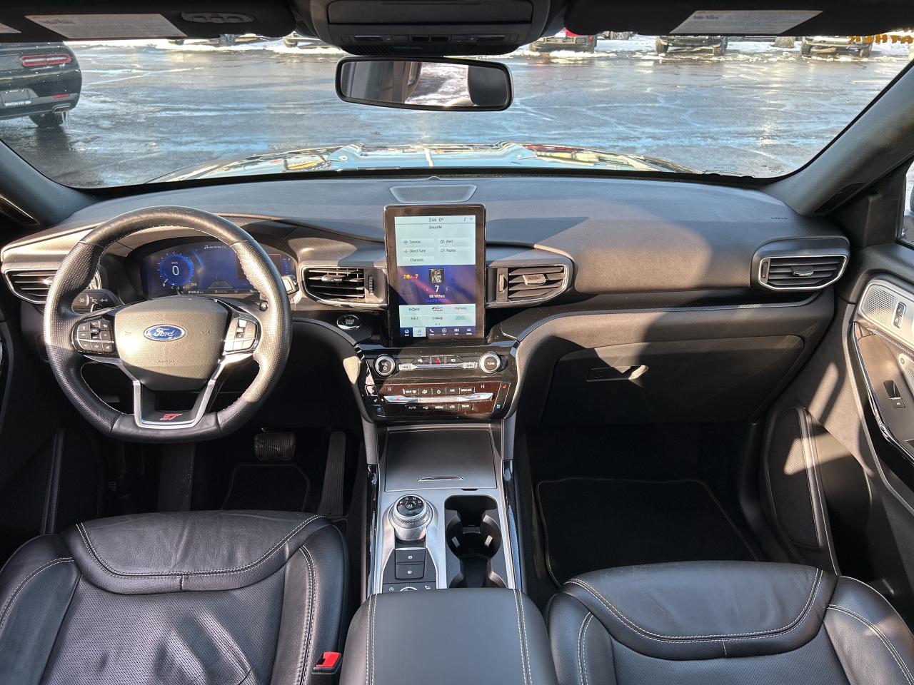 2021 Ford Explorer ST 3.0L LEATHER PANEL ROOF TECH PKG STREET PACK Photo