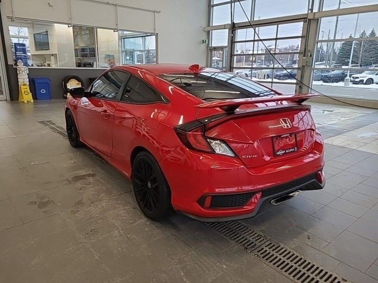 2018 Honda Civic Coupe Si Manual (RARE 6 SPEED MANUAL) Photo4