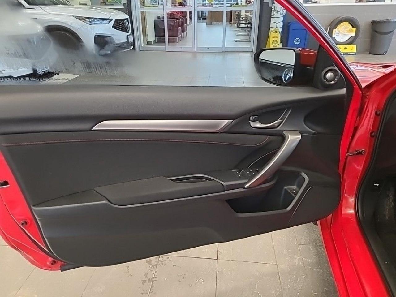 2018 Honda Civic Coupe Si Manual (RARE 6 SPEED MANUAL) Photo