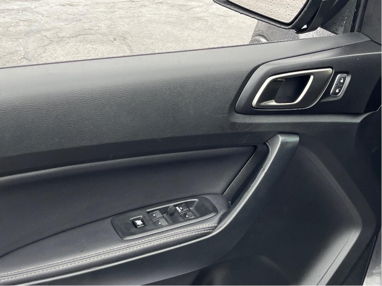 2023 Ford Ranger LARIAT 2.3L TREMOR TECH PKG TOW PKG LEATHER LOADED Photo