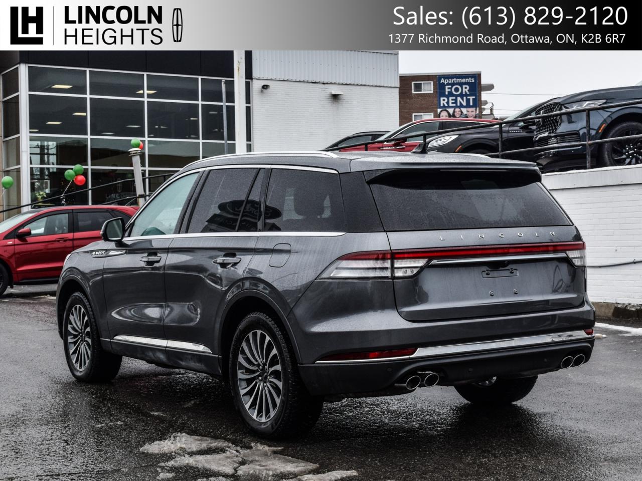 2023 Lincoln Aviator  Photo3