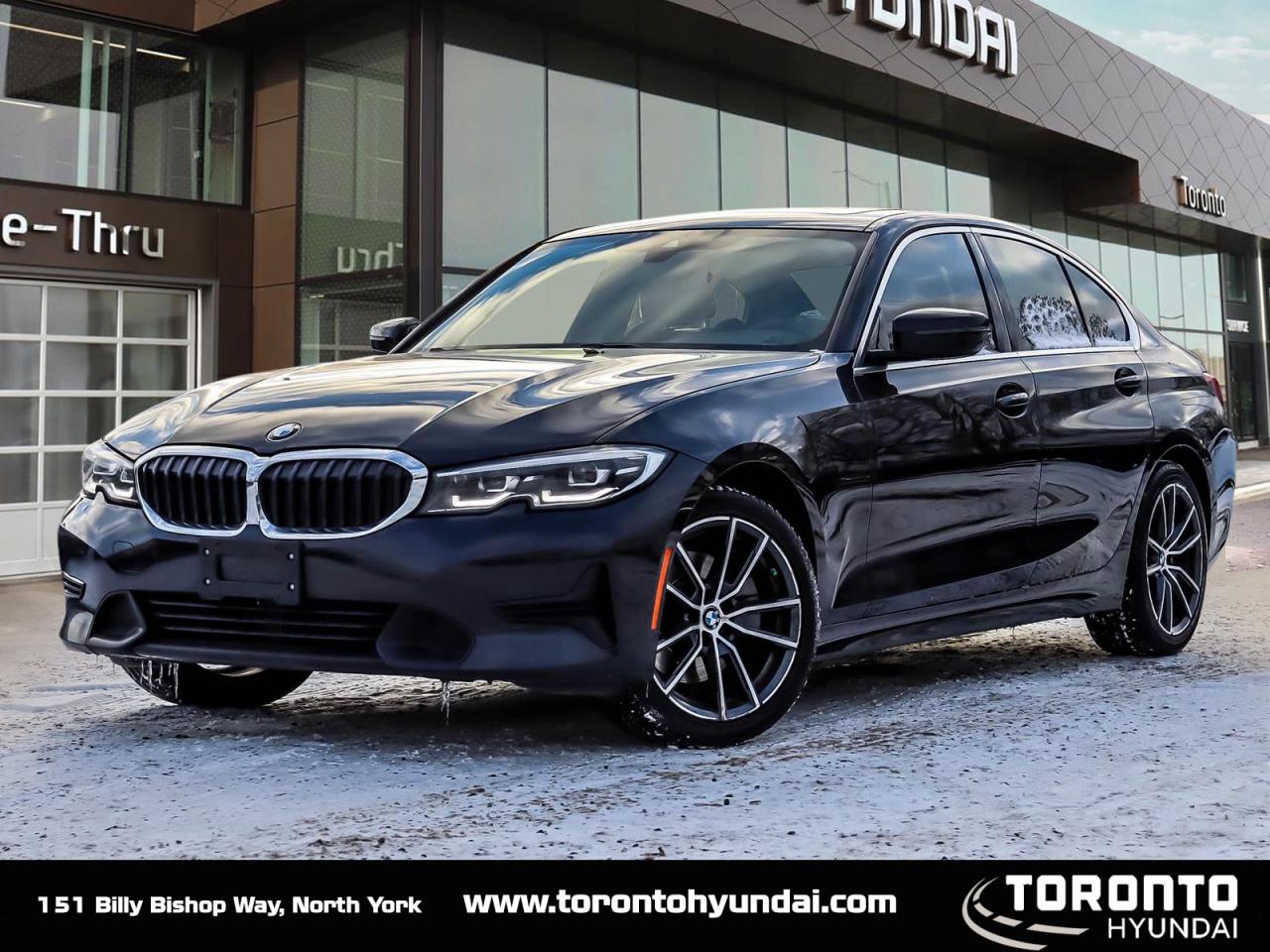 2019 BMW 3 Series 330i xDrive Photo0