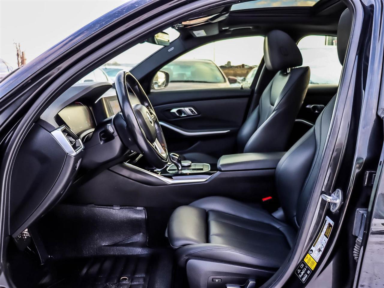 2019 BMW 3 Series 330i xDrive Photo