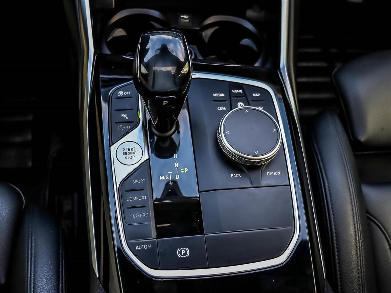 2019 BMW 3 Series 330i xDrive Photo