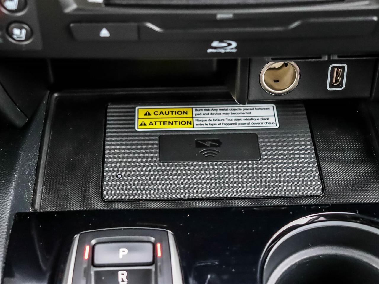 2022 Honda Pilot TOURING 8-PASSENGER Photo