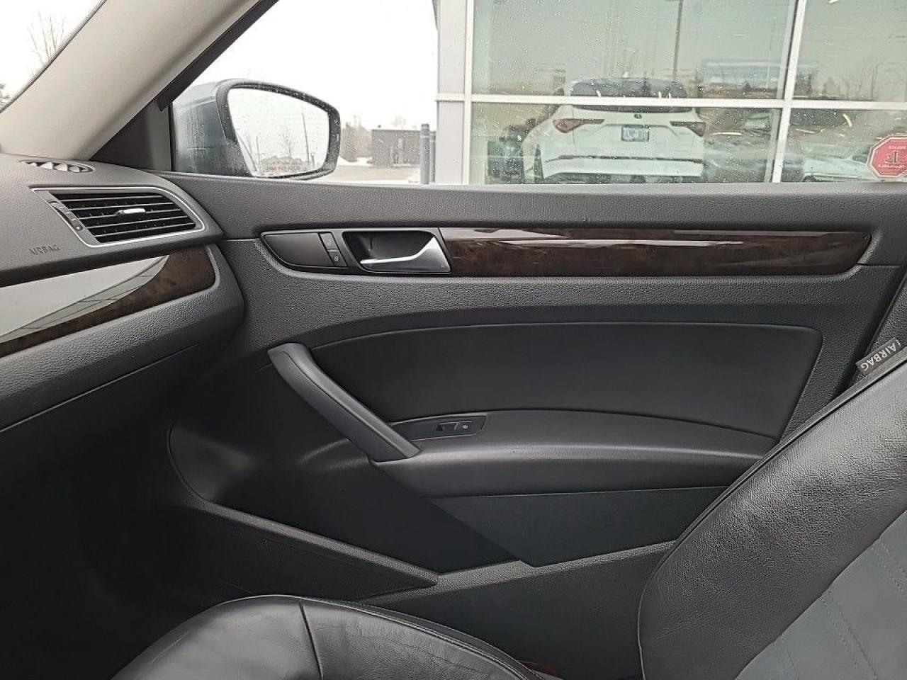 2015 Volkswagen Passat 2.0 TDI DSG HIGHLINE (SORRY SOLD SOLD SOLD) Photo