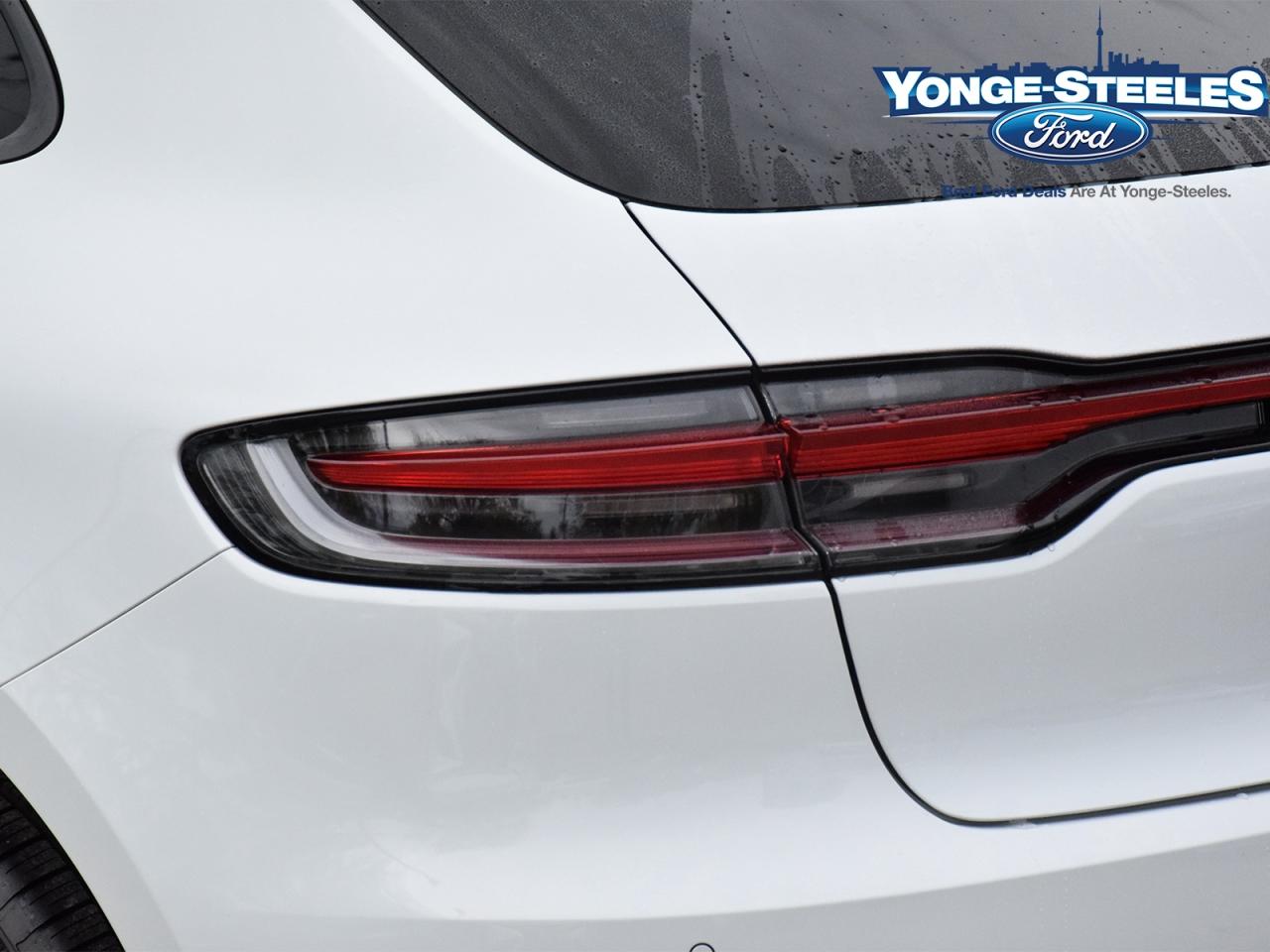 2020 Porsche Macan S AWD Photo