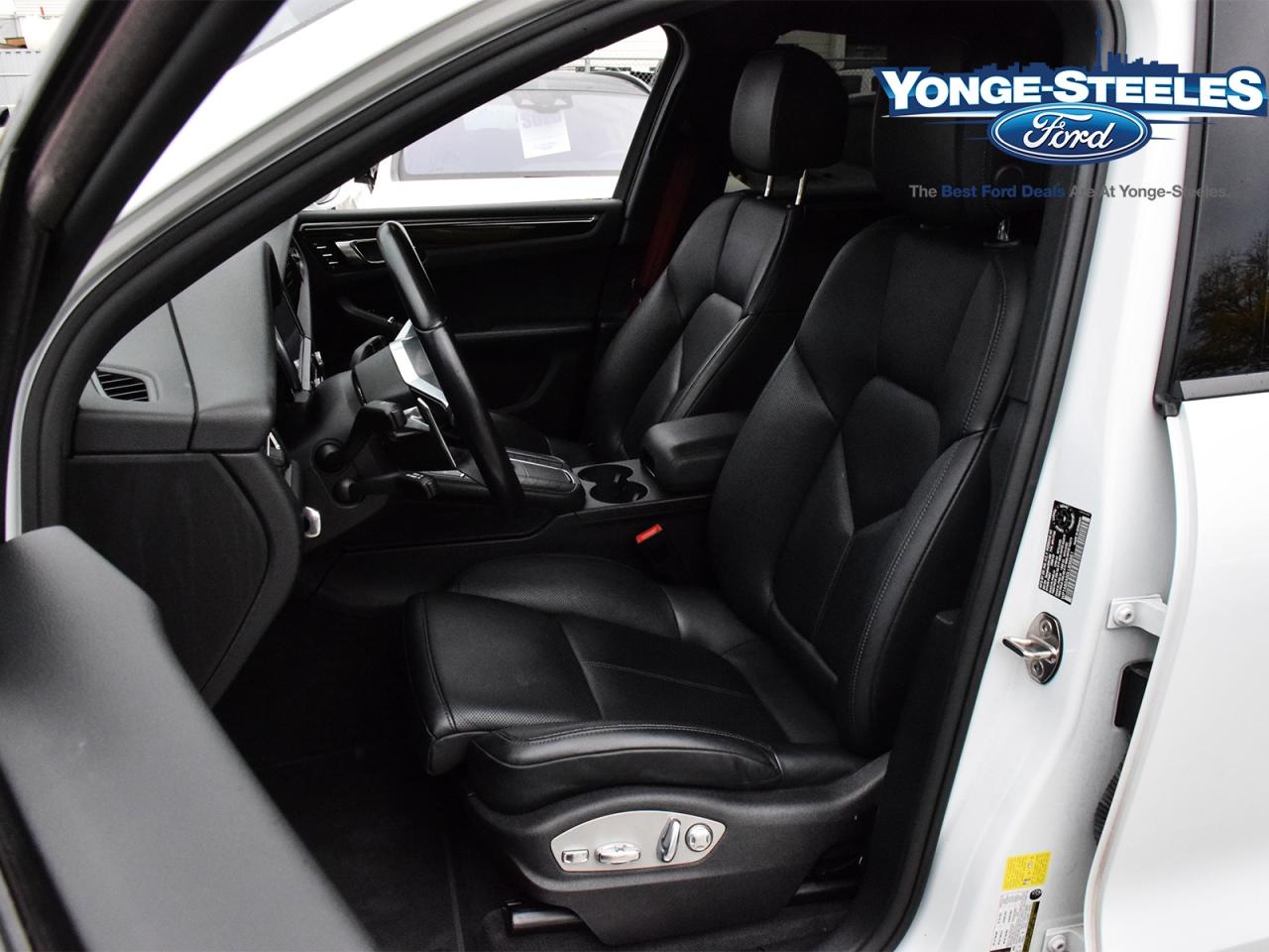 2020 Porsche Macan S AWD Photo