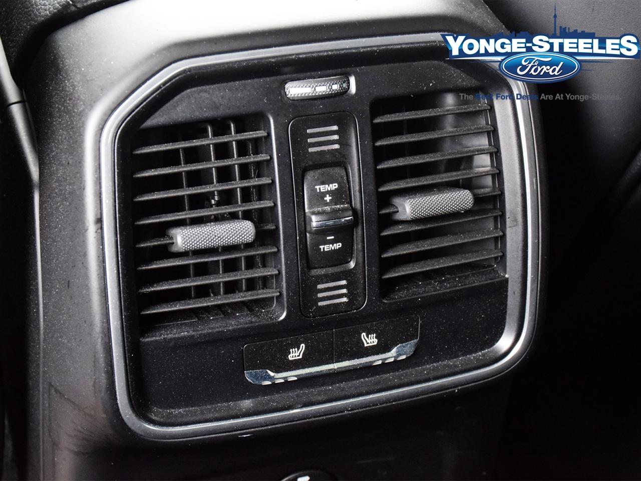 2020 Porsche Macan S AWD Photo