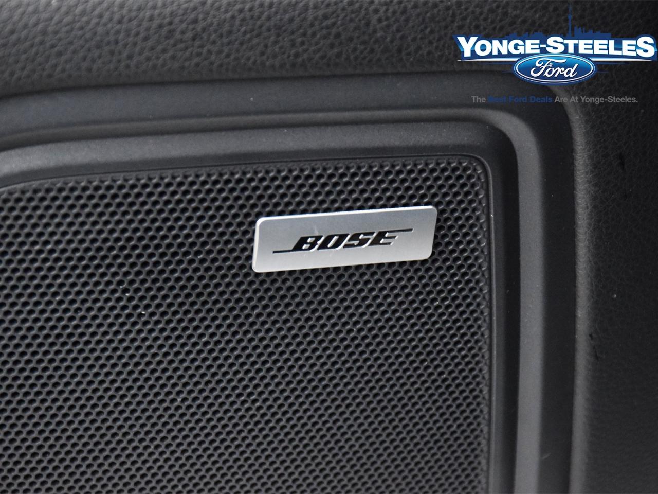 2020 Porsche Macan S AWD Photo