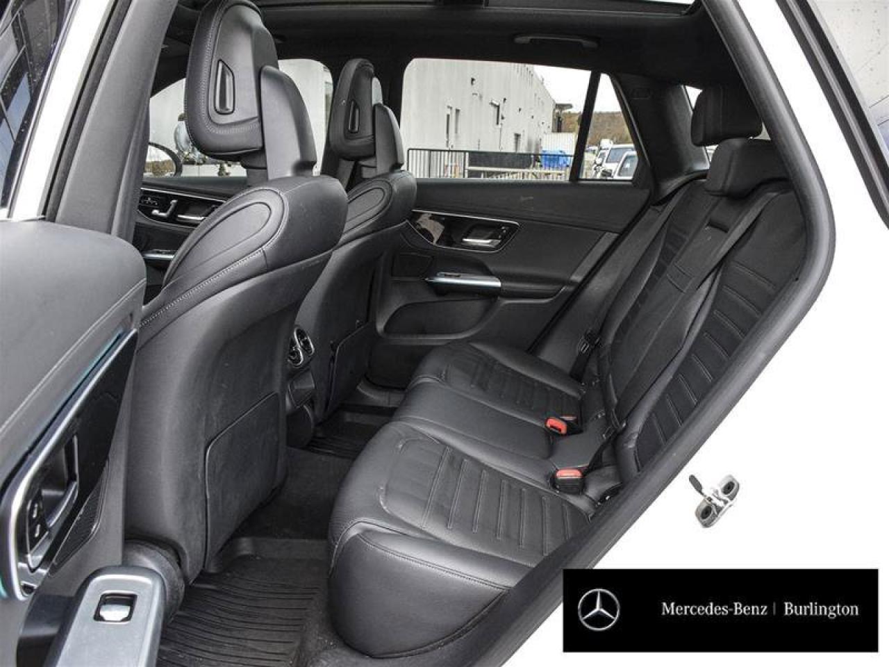 2023 Mercedes-Benz GLC GLC 300 Photo