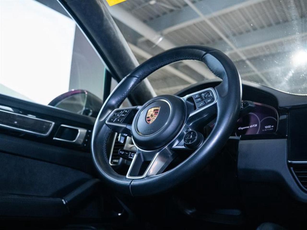 2023 Porsche Cayenne GTS Coupe Photo