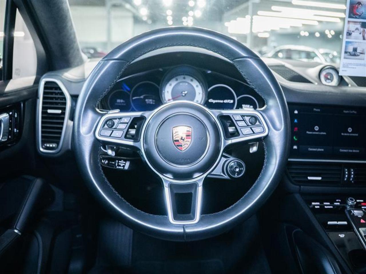 2023 Porsche Cayenne GTS Coupe Photo