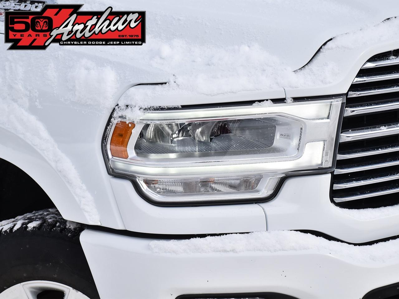 2022 RAM 2500 Laramie Crew Cab 4x4 Photo2