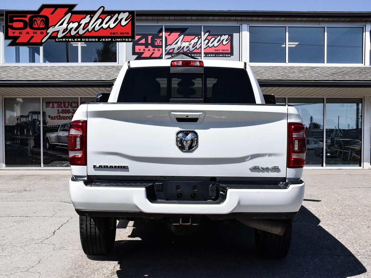 2022 RAM 2500 Laramie Crew Cab 4x4 Photo4