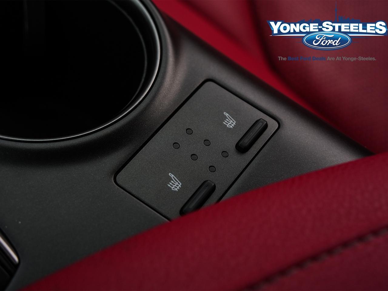 2022 Toyota Camry XSE Auto Photo