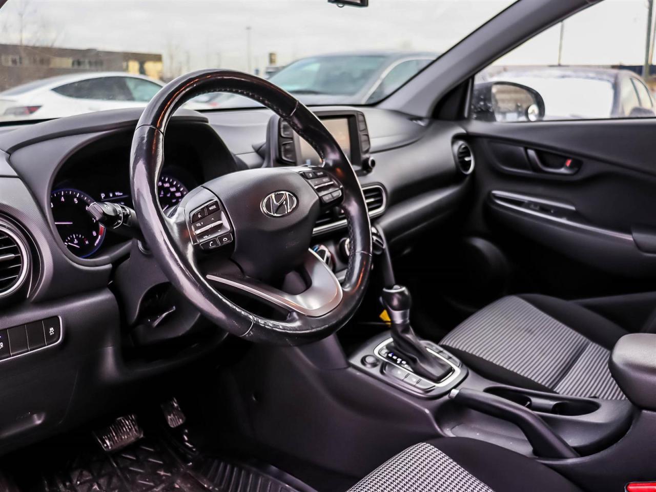 2019 Hyundai KONA Preferred Photo2