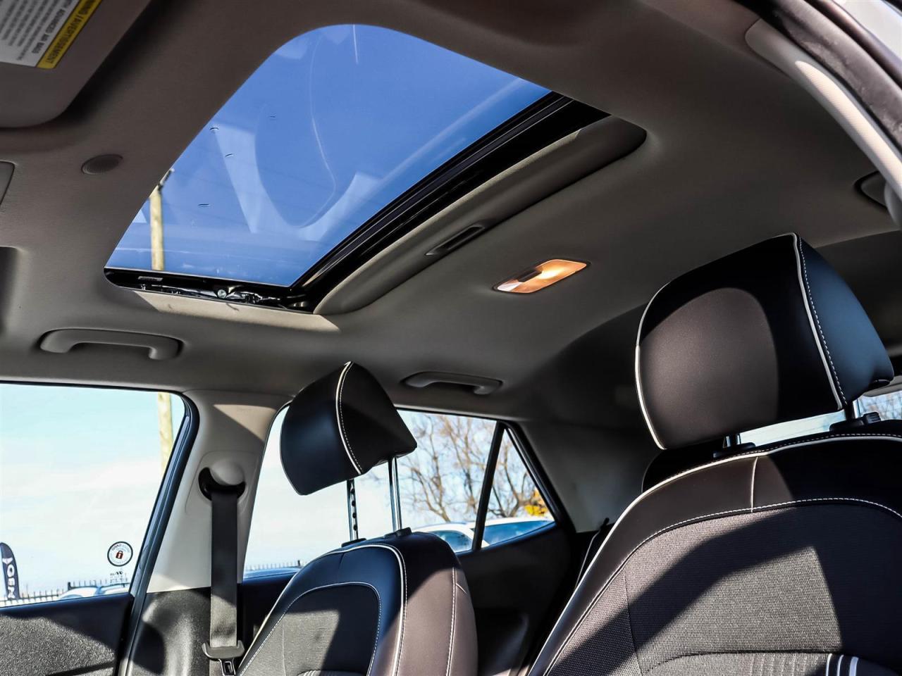 2022 Hyundai Venue Ultimate Photo