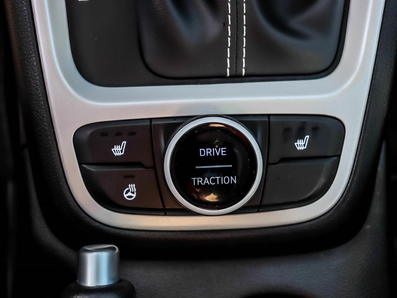 2022 Hyundai Venue Ultimate Photo