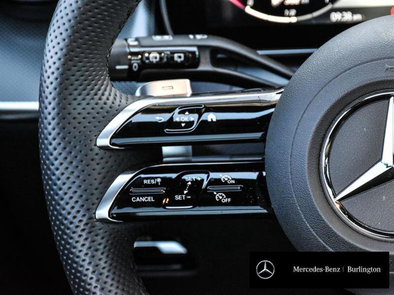 2024 Mercedes-Benz GLC GLC 300 Photo