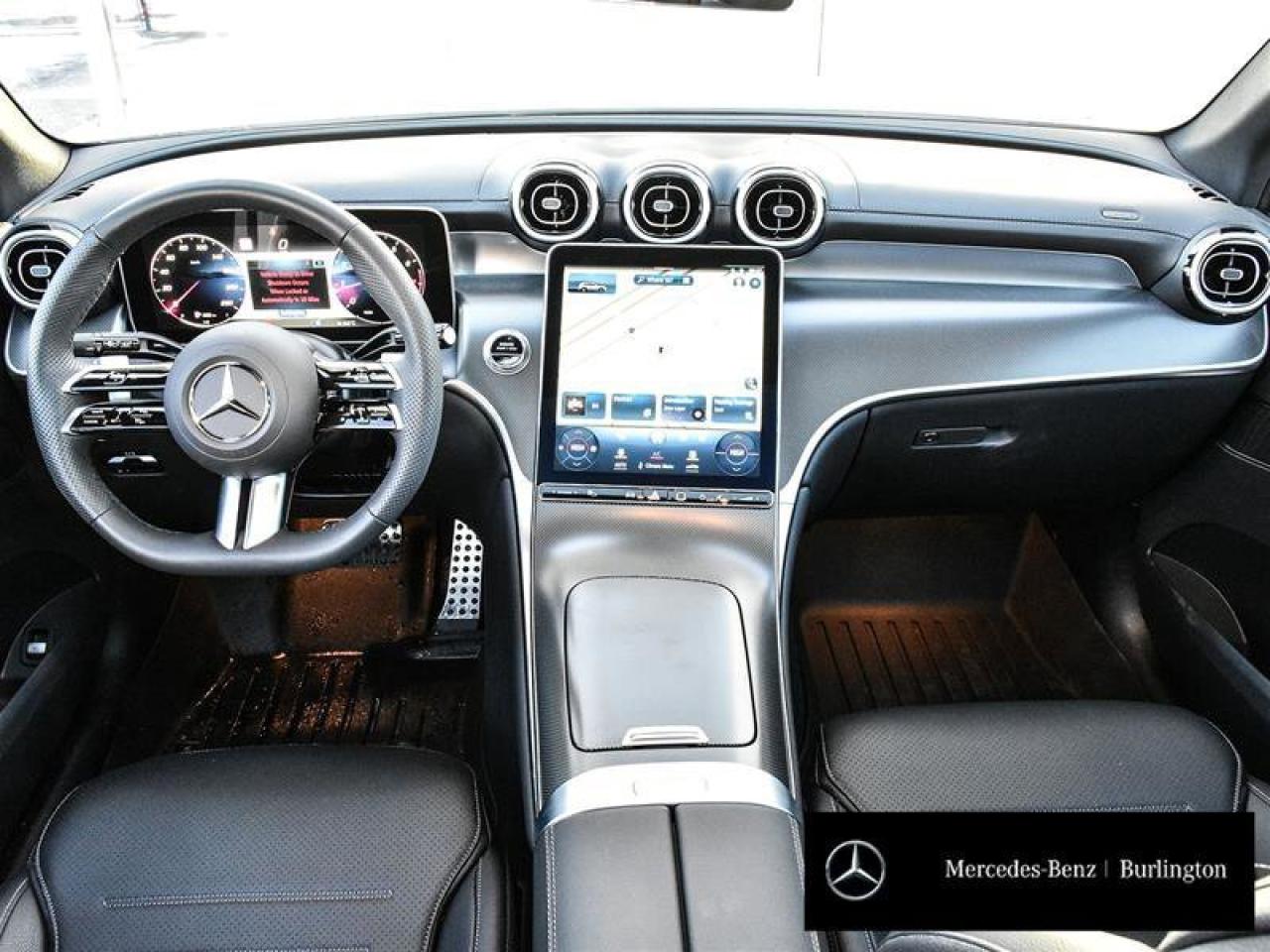 2024 Mercedes-Benz GLC GLC 300 Photo