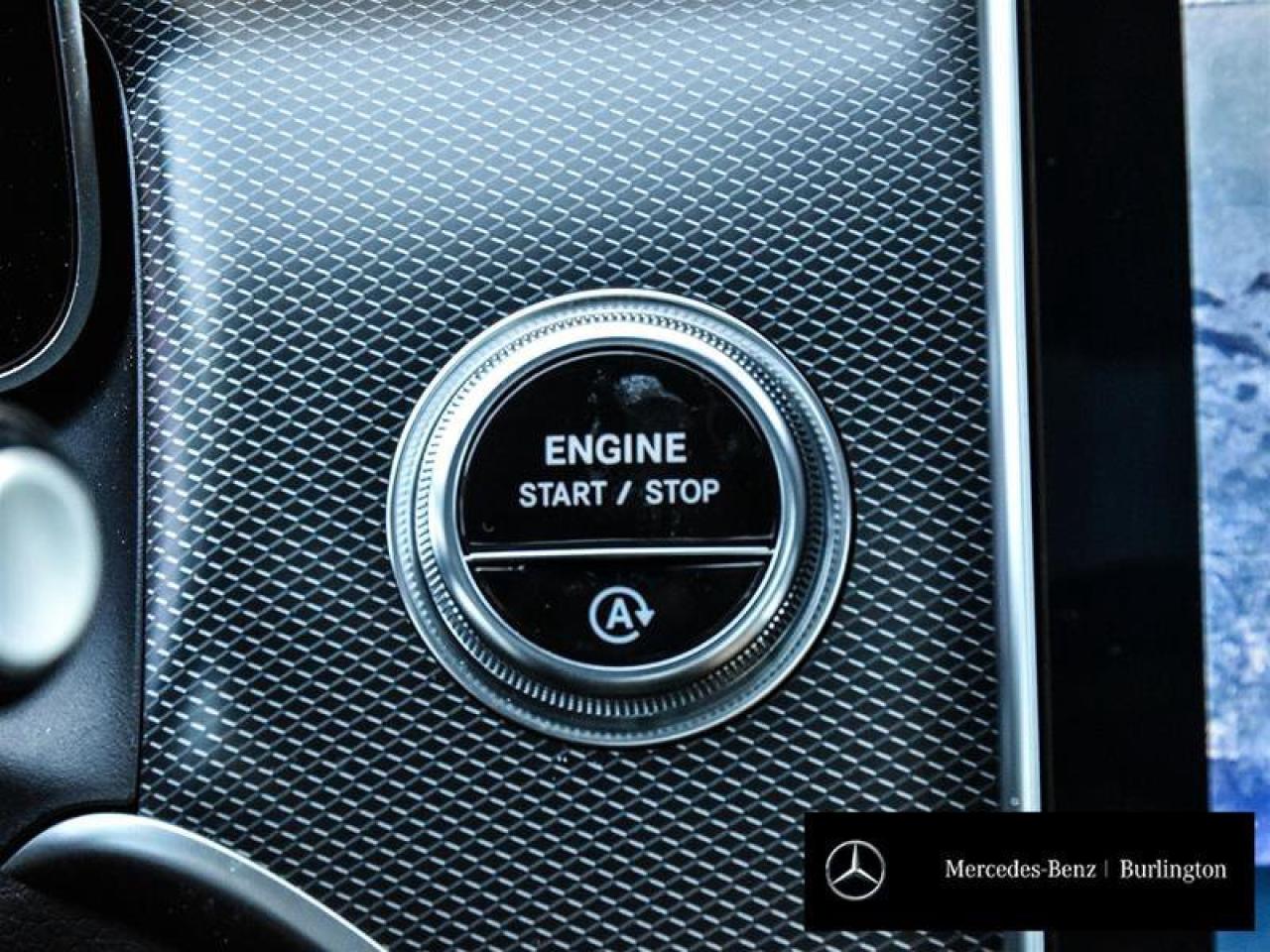 2024 Mercedes-Benz GLC GLC 300 Photo