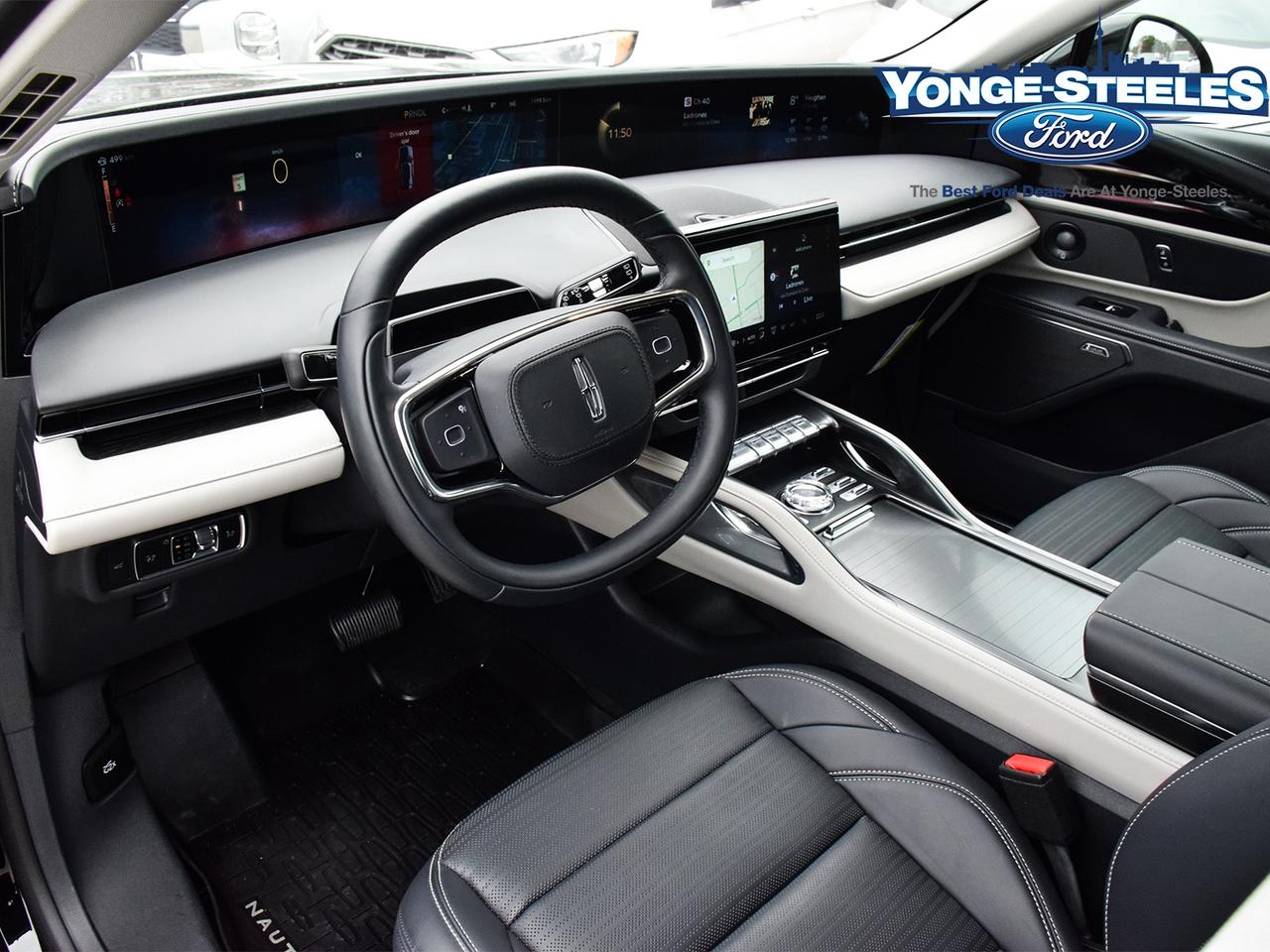 2025 Lincoln Nautilus Reserve AWD Photo