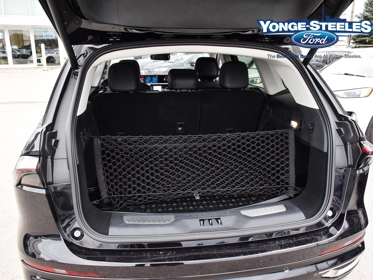 2025 Lincoln Nautilus Reserve AWD Photo