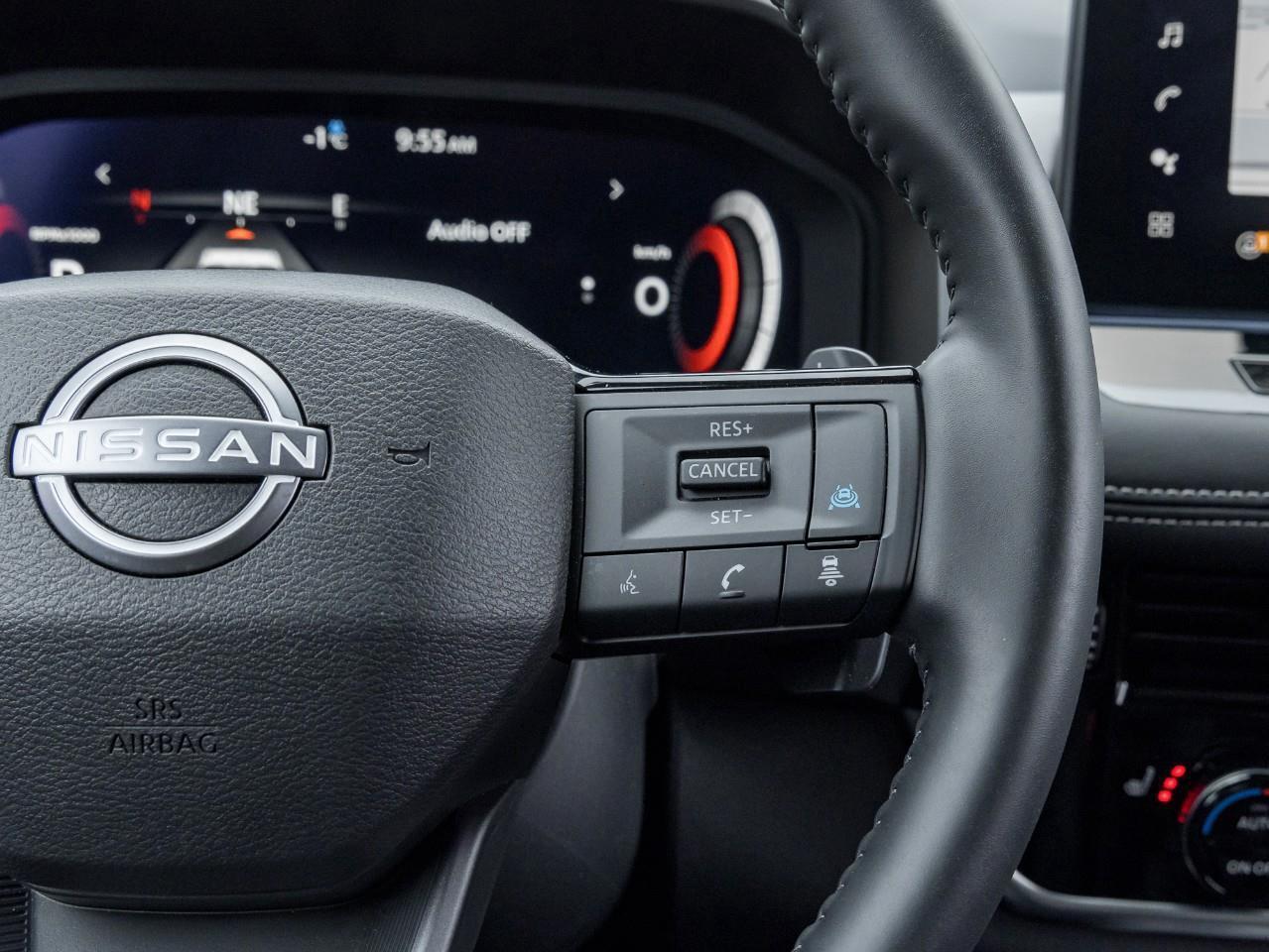 2025 Nissan Rogue SL Photo