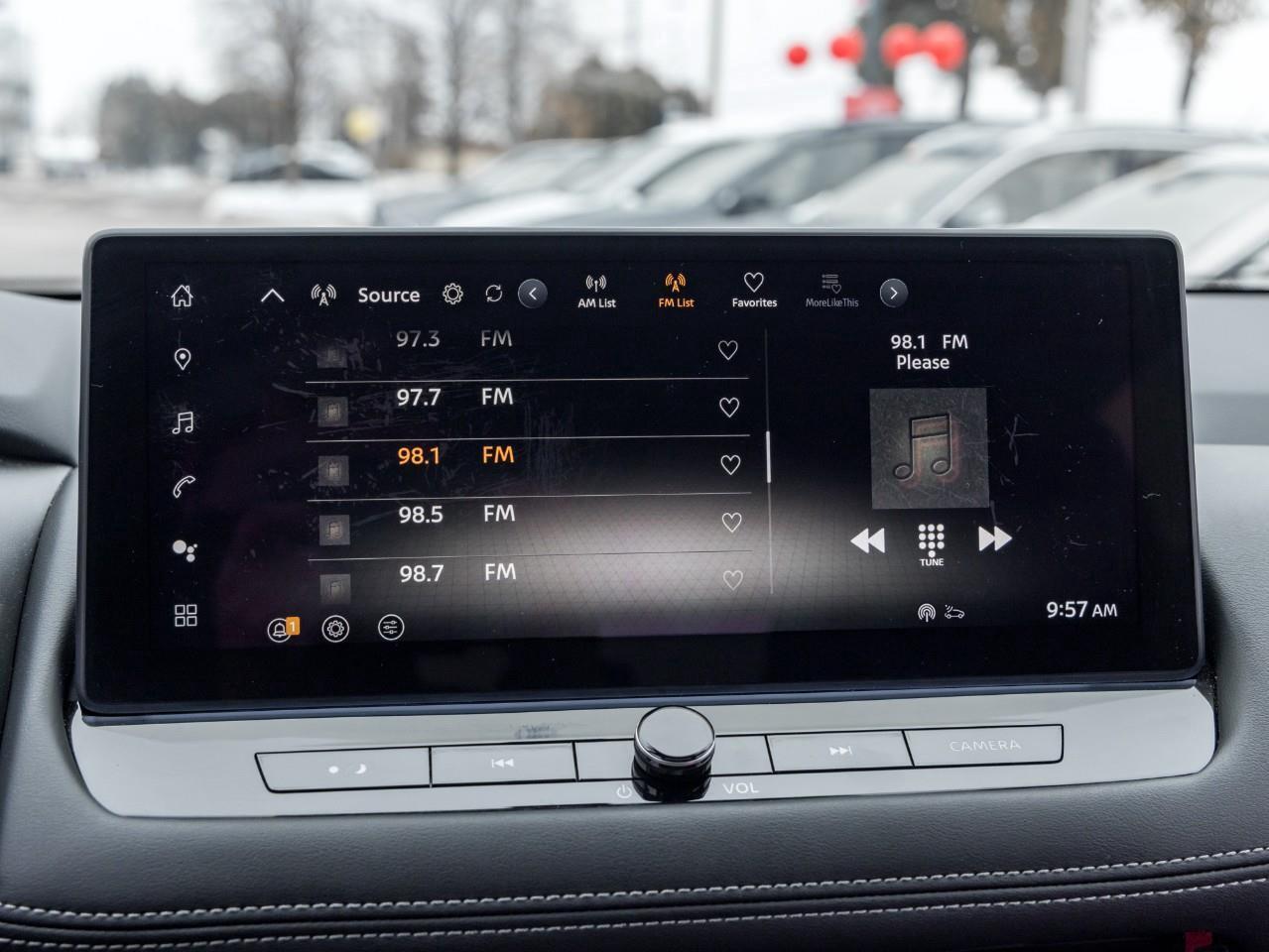 2025 Nissan Rogue SL Photo