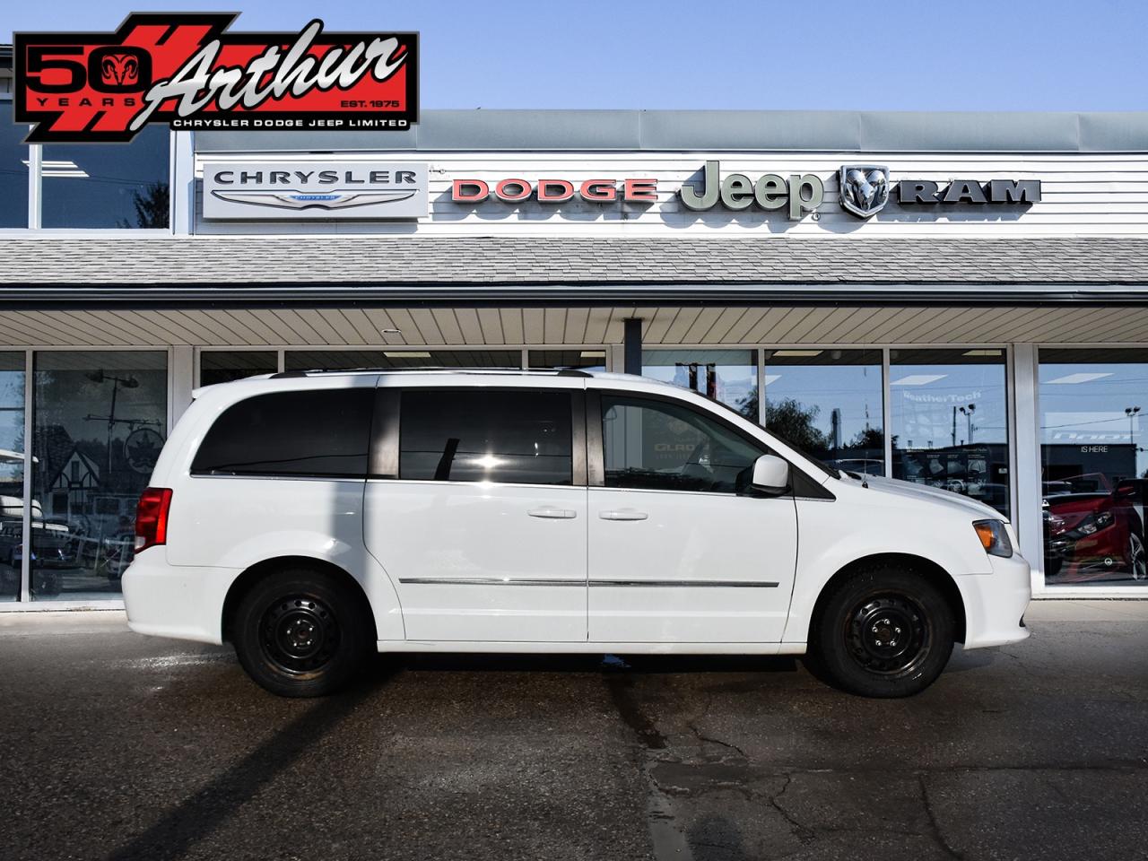 2016 Dodge Grand Caravan Crew Plus Photo