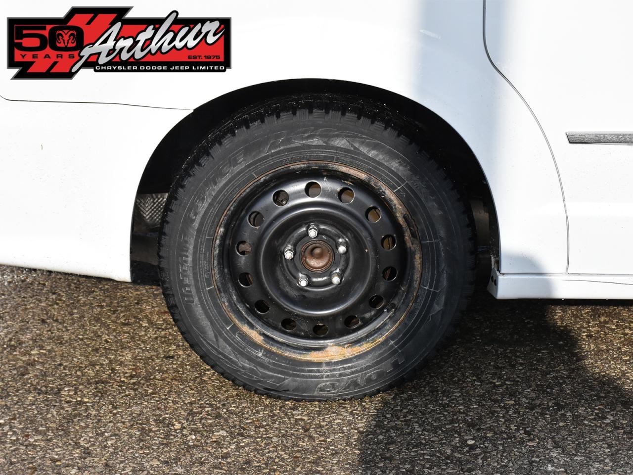 2016 Dodge Grand Caravan Crew Plus Photo